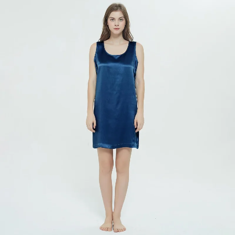 Navy Blue / M